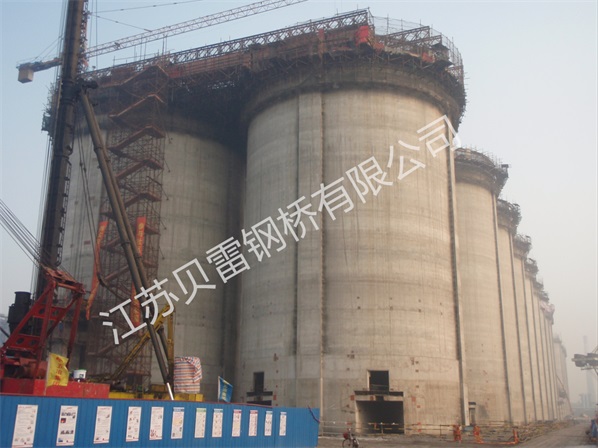 貝雷片在橋梁建設領域大放異彩，推動行業快速發展